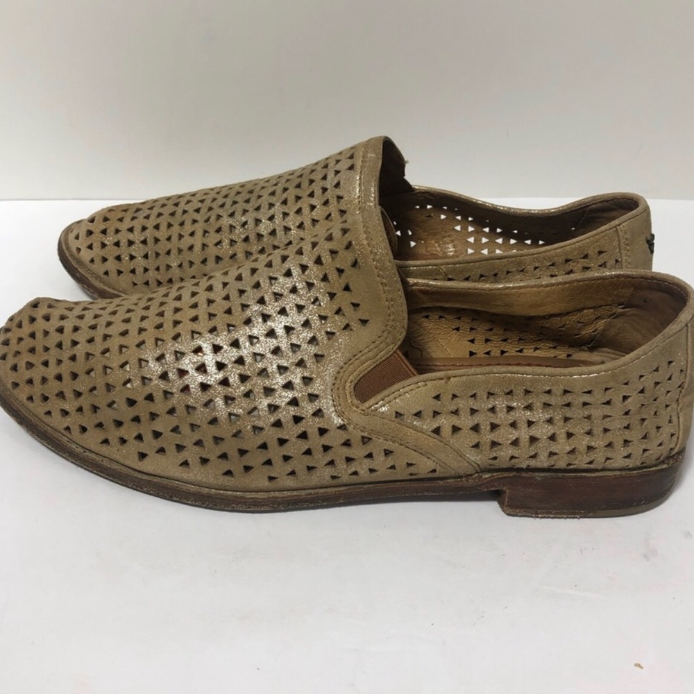 Trask Ali leather perforated metallic slip ons. Size 9.5. - Picture 2 of 7